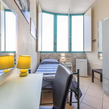 Le Stanze Della Baia Apartment *