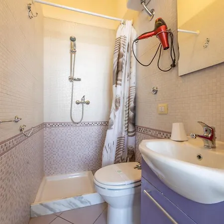 Le Stanze Della Baia Apartment